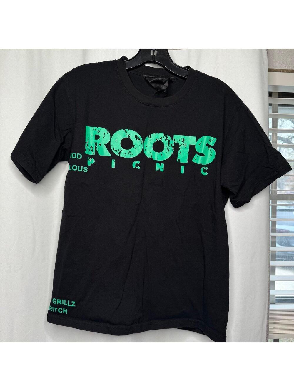 VLONE the roots picnic Dave Chappell streetwear t shirt mens small